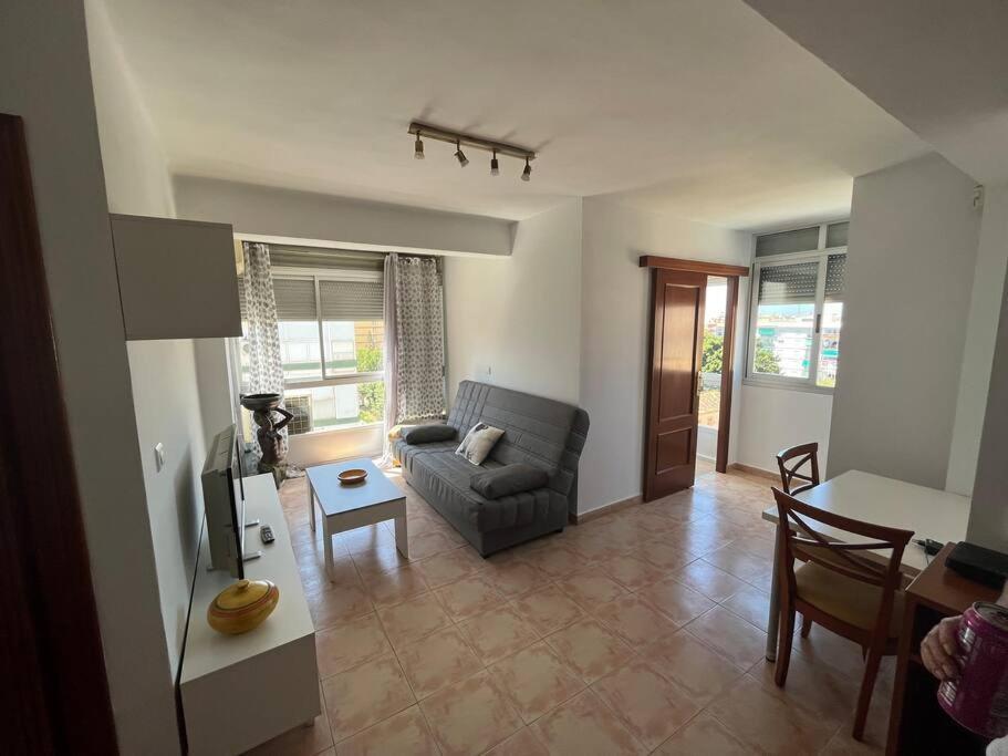 Apartamento Ginebra ตอร์เรเดลมาร์ ภายนอก รูปภาพ